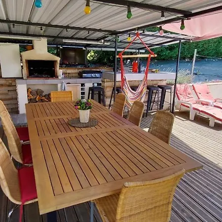 Maison Avec Piscine Chauffée Et Pool House Villa *