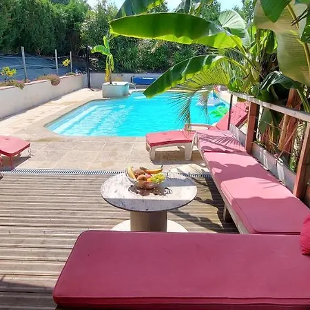 Maison Avec Piscine Chauffee Et Pool House * Saint-Mont