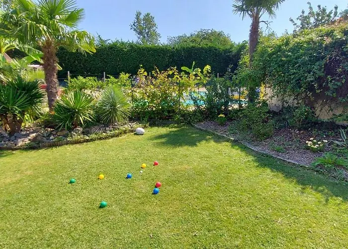 Maison Avec Piscine Chauffée Et Pool House * Saint-Mont