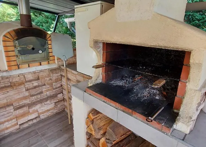 Villa Maison Avec Piscine Chauffee Et Pool House