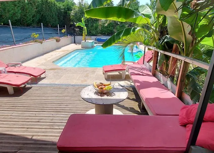 Maison Avec Piscine Chauffee Et Pool House * Saint-Mont