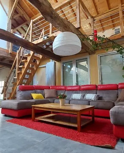 Maison Avec Piscine Chauffee Et Pool House Villa